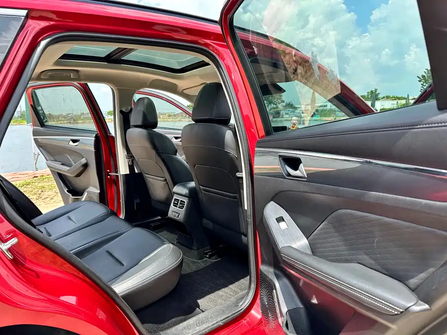 900x675_0_q87_c42_autohomecar__ChxpVmiZx_aAdrMdAAqet4JuXYY652.jpg